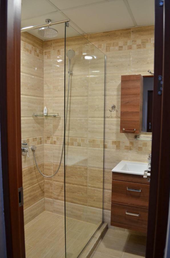 Luxury Apartment Near Varna, Located In Targovishte Ngoại thất bức ảnh